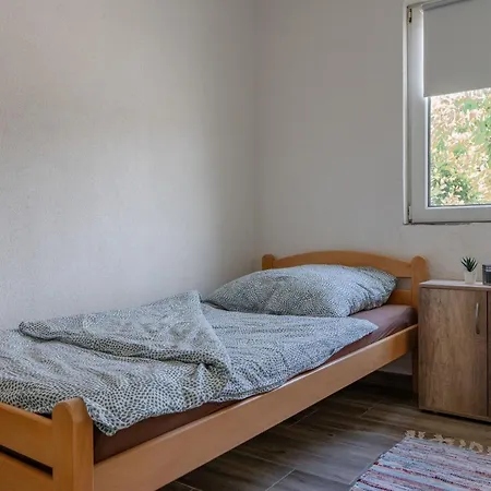 Tusla 1 By Interhome Апартаменты Вир