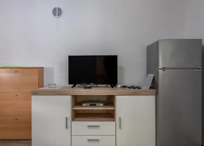 Tusla 1 By Interhome Апартаменты Вир